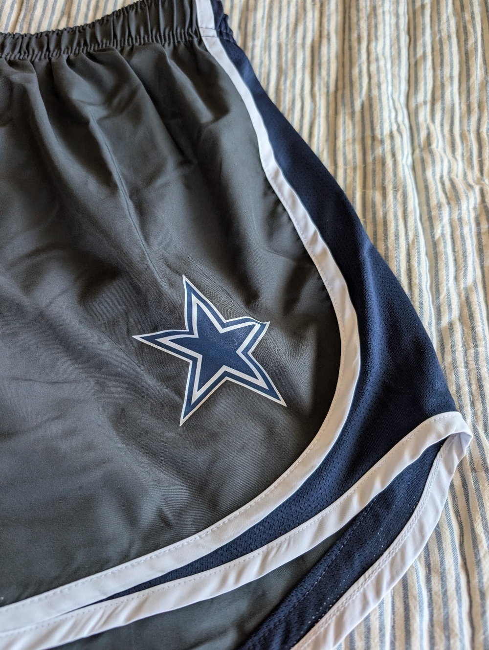 Nike NFL Dallas Cowboys XXL shorts